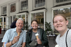 6_leckere Eiskrem bei einer Greet-Pause